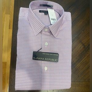 Banana Republic Men’s long sleeve collared button up dress shirt